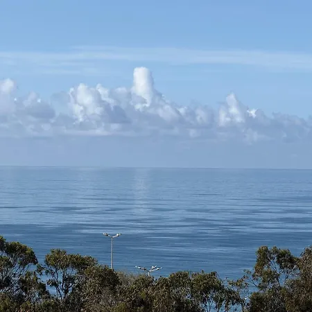Apartmán Sea View - One Bedroom Oceanfront Luxury